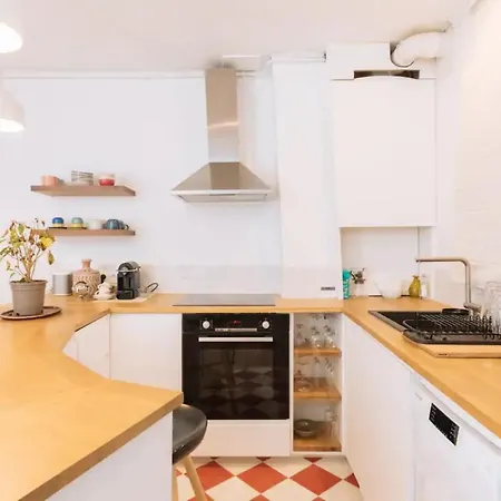 Charming 1bd Near Le Marais Apartment